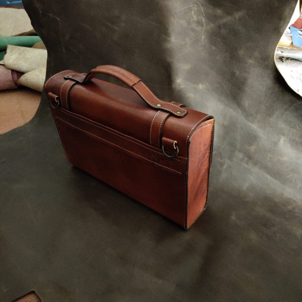 Leather Briefcase – RAIL (brown)